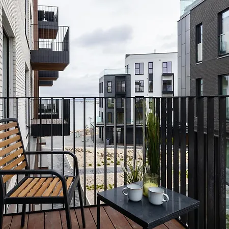 Sea View Family In Kalaranna District With Balcony And Free Parking