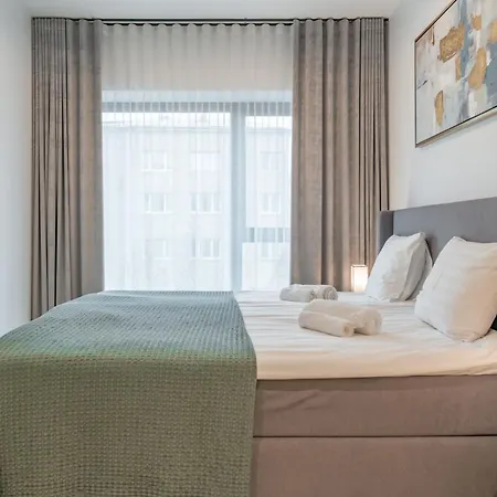 아파트 Sea View Family In Kalaranna District With Balcony And Free Parking